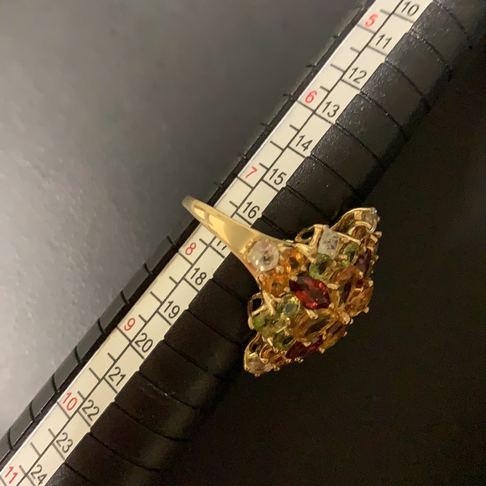 10k Solid Gold Ring - image 7